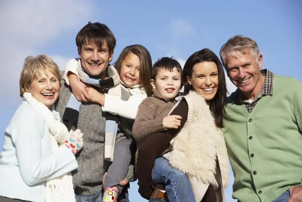 Friends and Family Moving In Together to Save Money