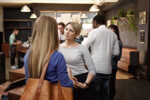 12 Reasons You Should Never Lend Money to Friends & Family