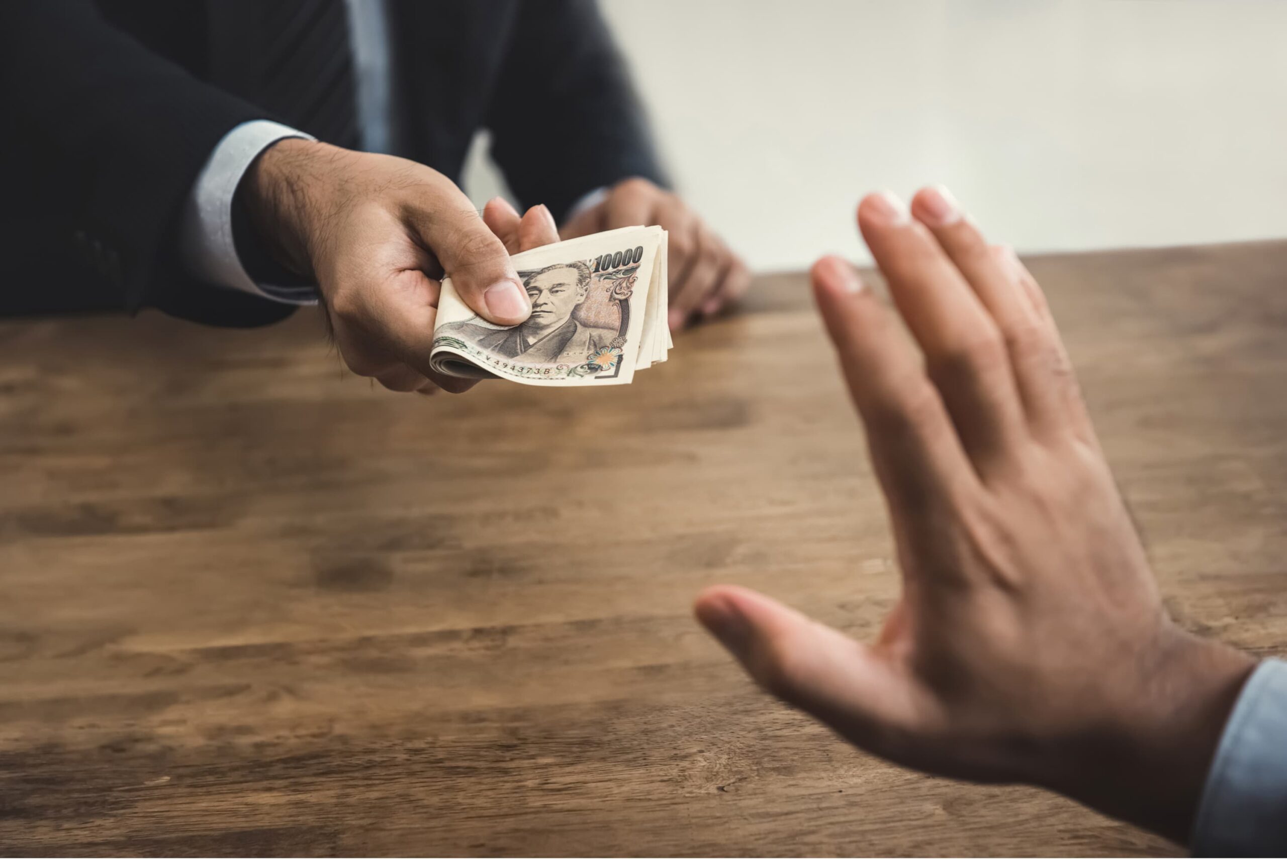 How to Refuse Lending Money to Family & Friends
