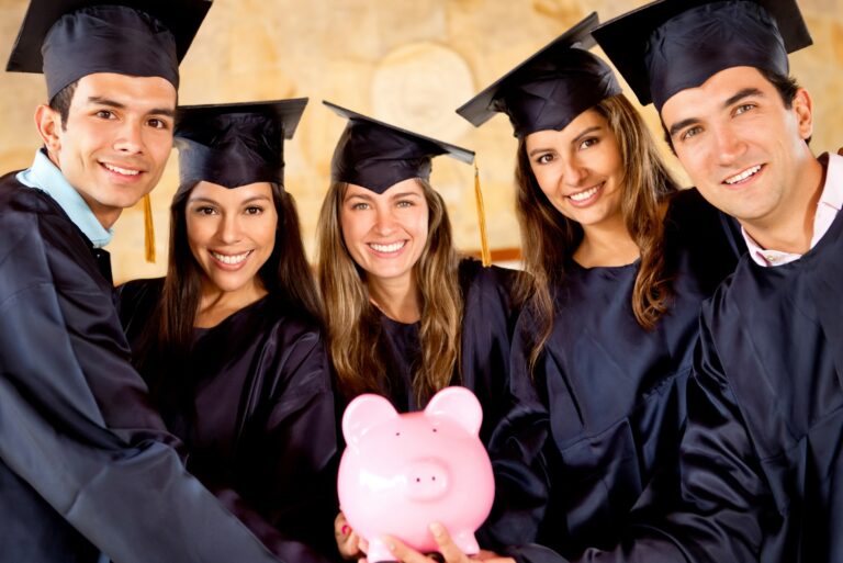 Financial Tips College Students Save Manage Money