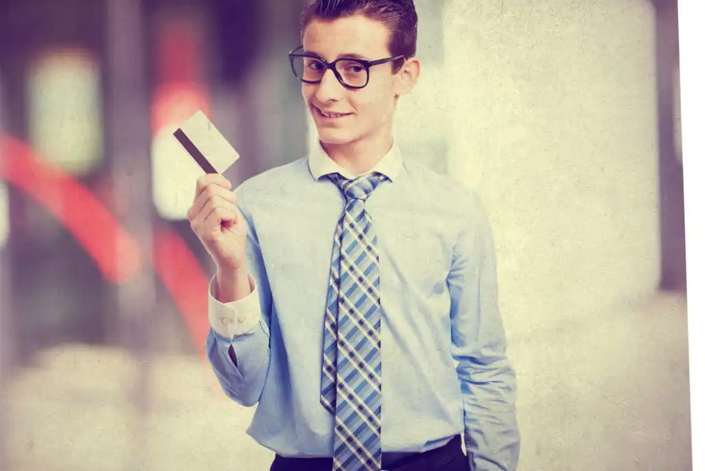 How to Use Reloadable Prepaid Cards for Budgeting and When It Makes Sense