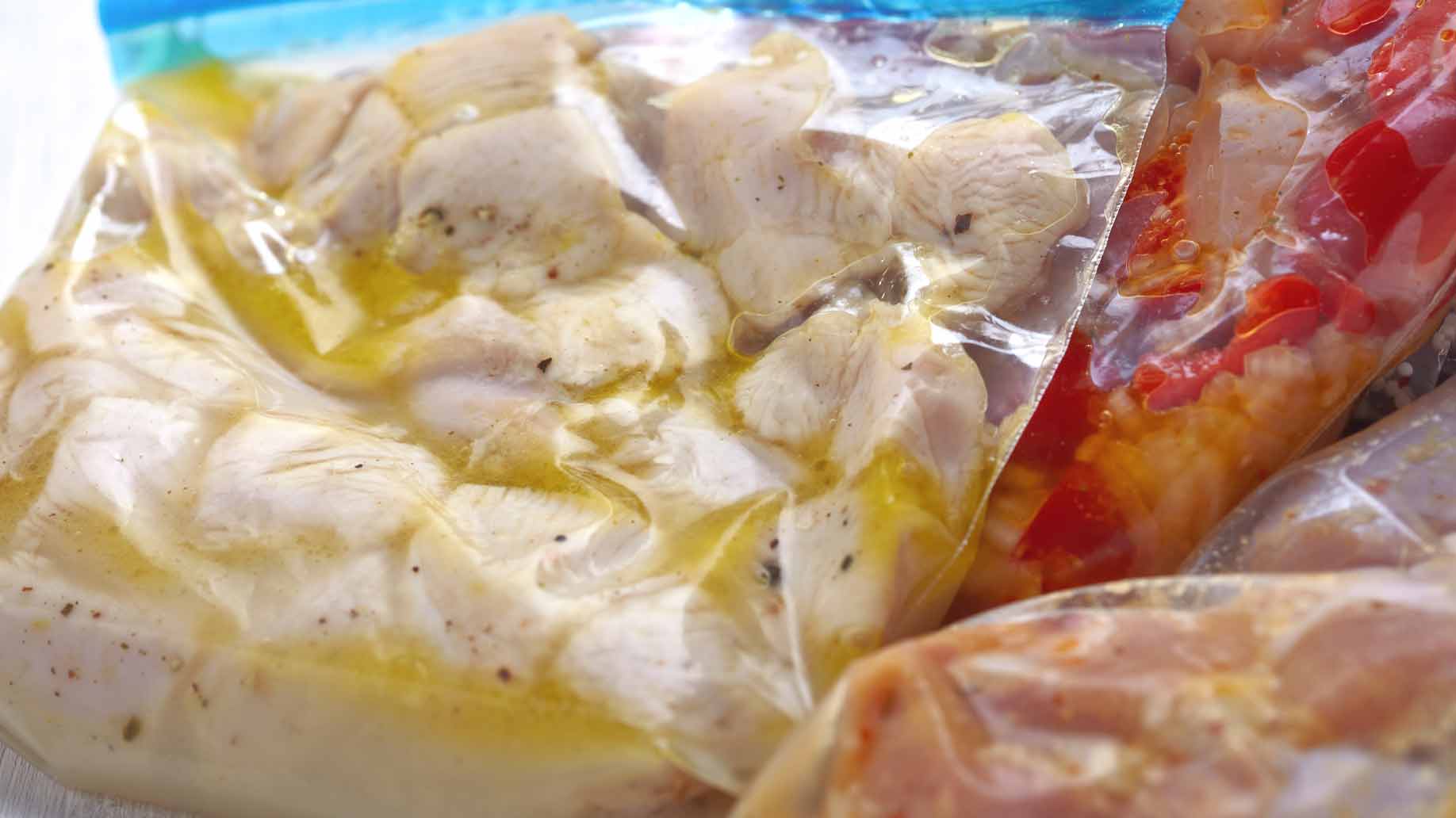 refeições de frango para freezer em panela elétrica