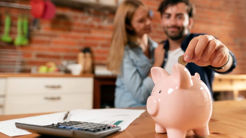 Couple Piggy Bank Saving Calculator Budget