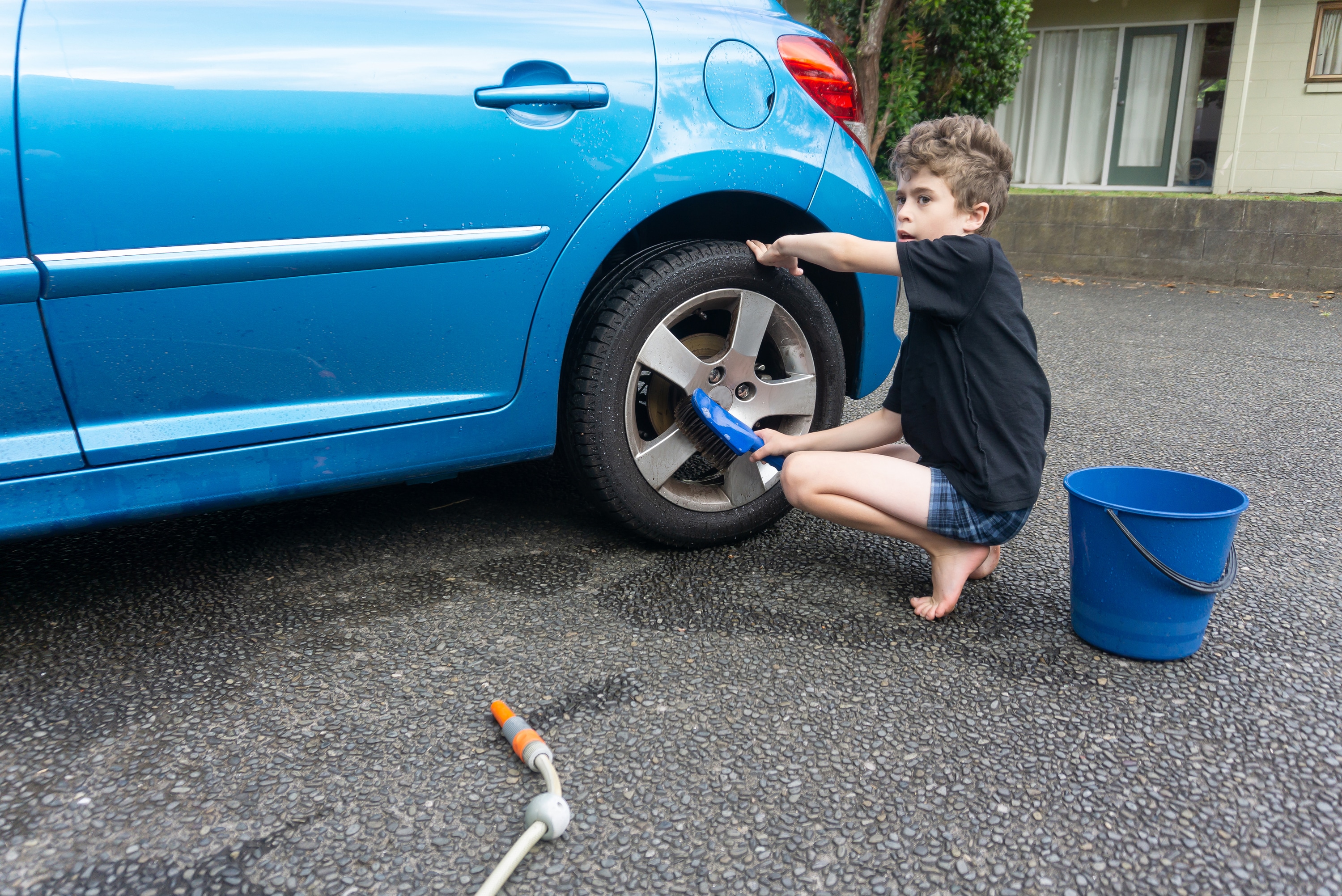 Reasons to Keep Your Car Clean & How to Save Money