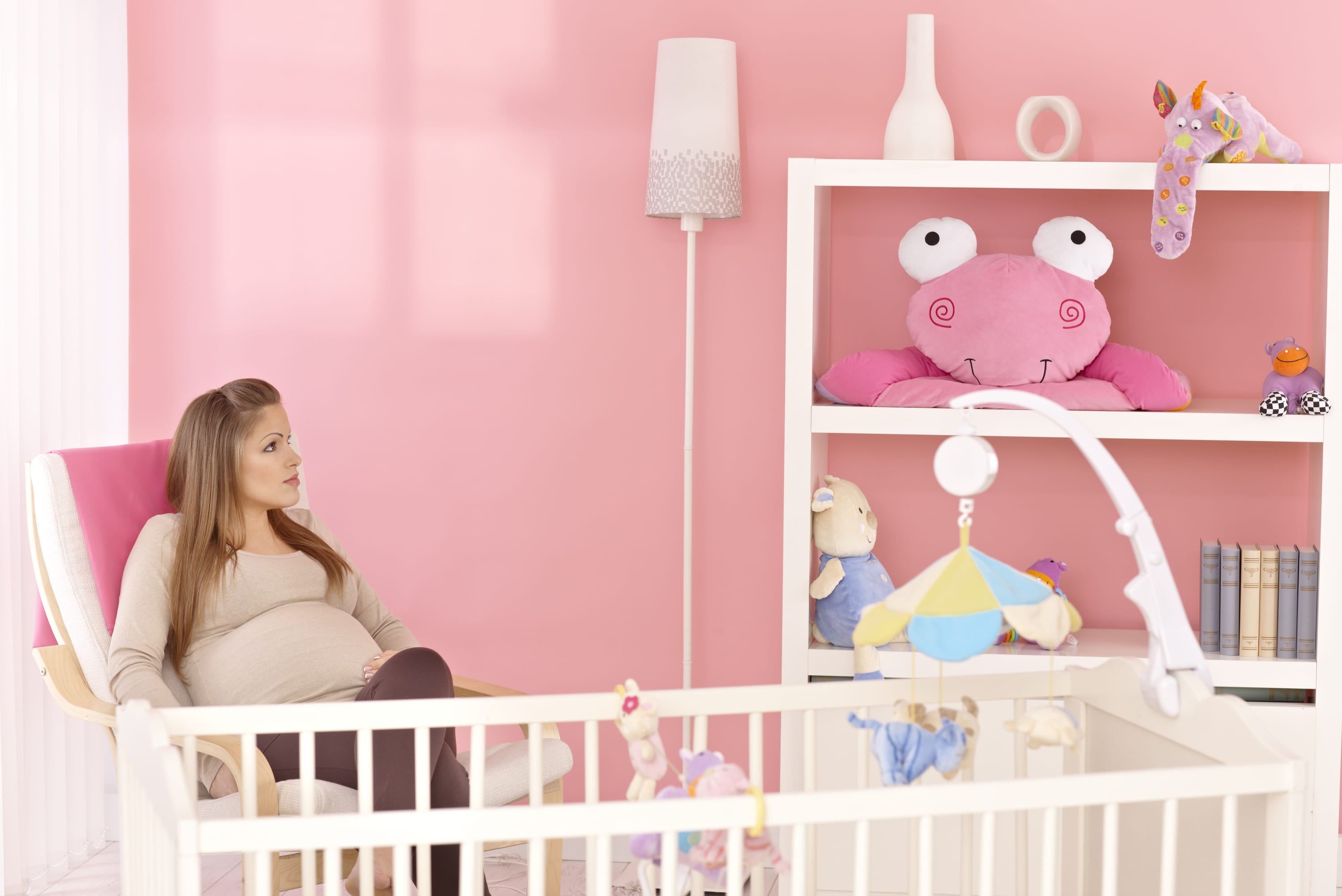 Baby Nursery Checklist: 7 Essential 