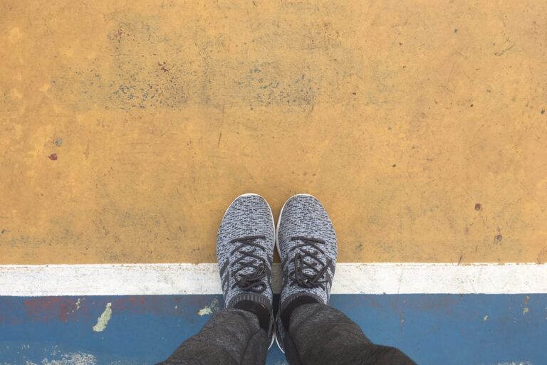 Standing On The Line Think On Feet Sneakers