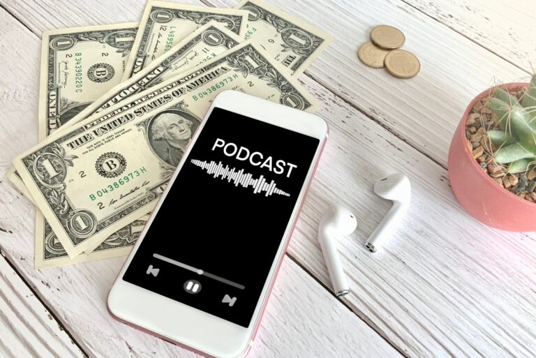 Podcast Iphone Cash Money Airpods