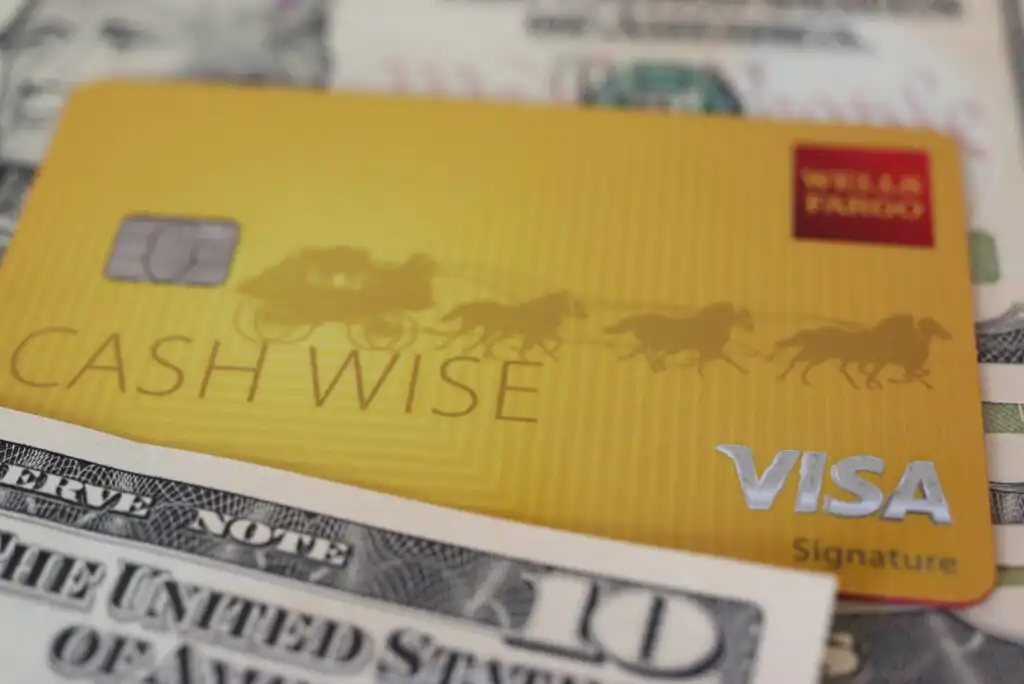 2 Best Credit Cards from Wells Fargo – Special Offers, Rewards & Benefits