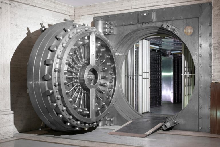Bank Vault Open