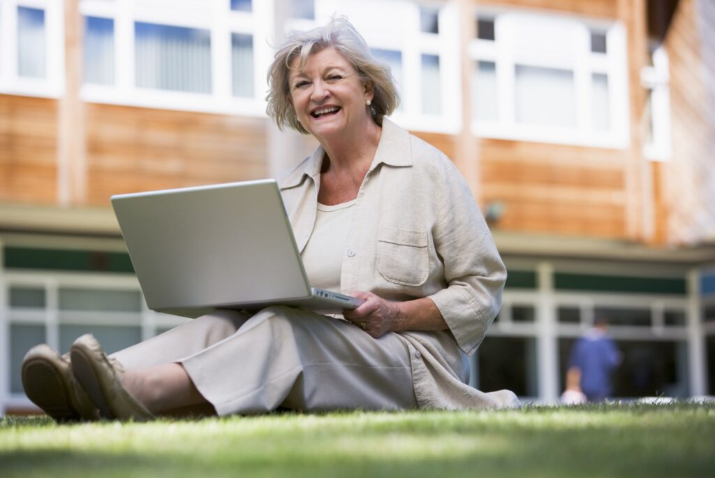 CAN SENIORS TAKE COLLEGE CLASSES FOR FREE visual data 7