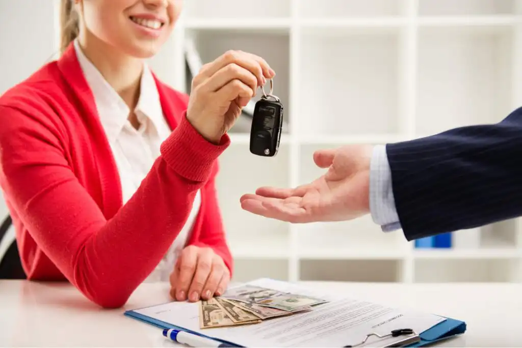 6 Reasons to Buy a Car with Cash and Avoid Car Loans