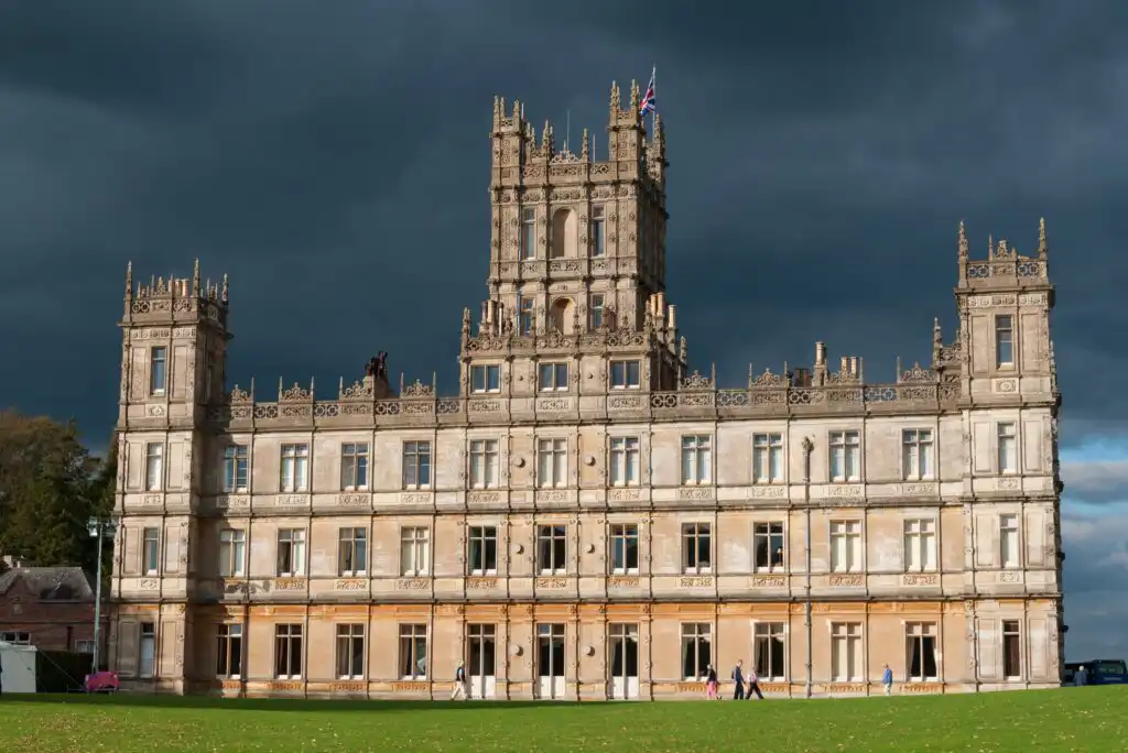 9 Financial Lessons to Learn from “Downton Abbey” (Spoiler Alert)