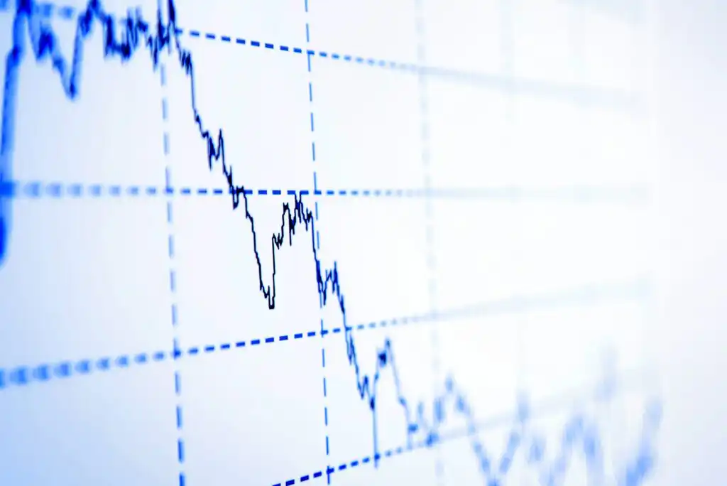 Should You Short Sell Stocks? – Rules, Risks & Strategies