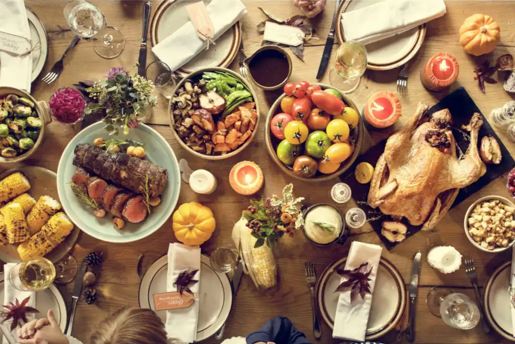 12 Tips to Save Money on Thanksgiving Day Dinner
