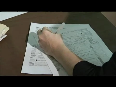 Tax Law Withholdings and Tax Returns (FOX 25 – Consumer Watch) - Andrew Schrage of MoneyCrashers.com
